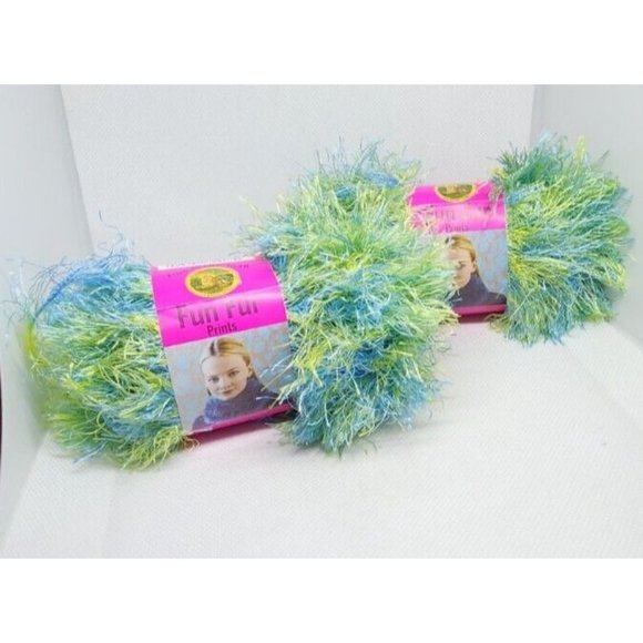 Fun fur Color 207 Art #320 Lot 118426 Polyester 57yd Yarn Multicolor - Picture 3 of 16